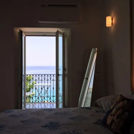 Palazzo Studio Bellavista Daire *